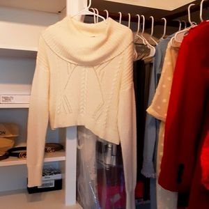 Crop Sweater Never Worn